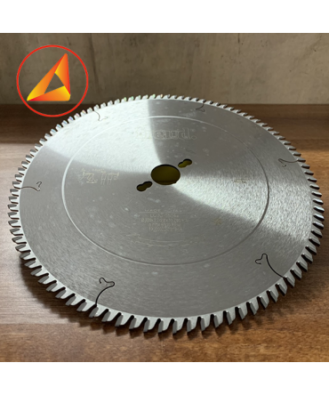 Cưa 3d thường (300 - 30 - 3.2 - 96T)